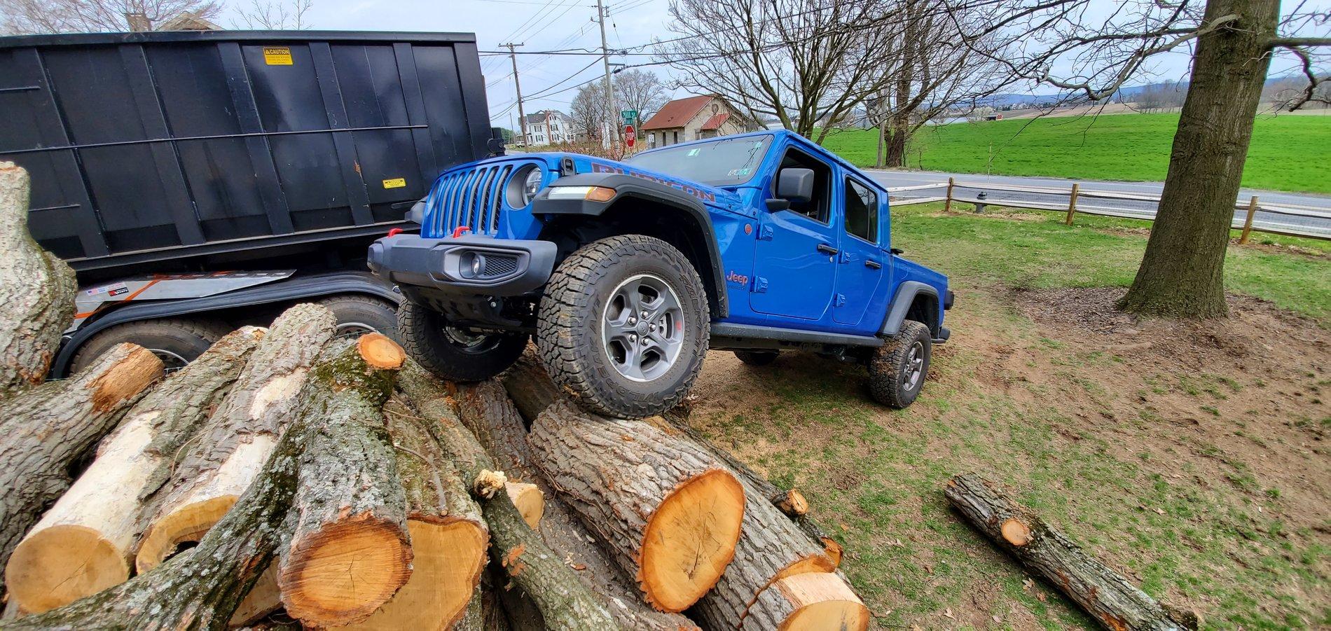 Jeep Gladiator What did you do WITH your Gladiator today? 20200405_144853