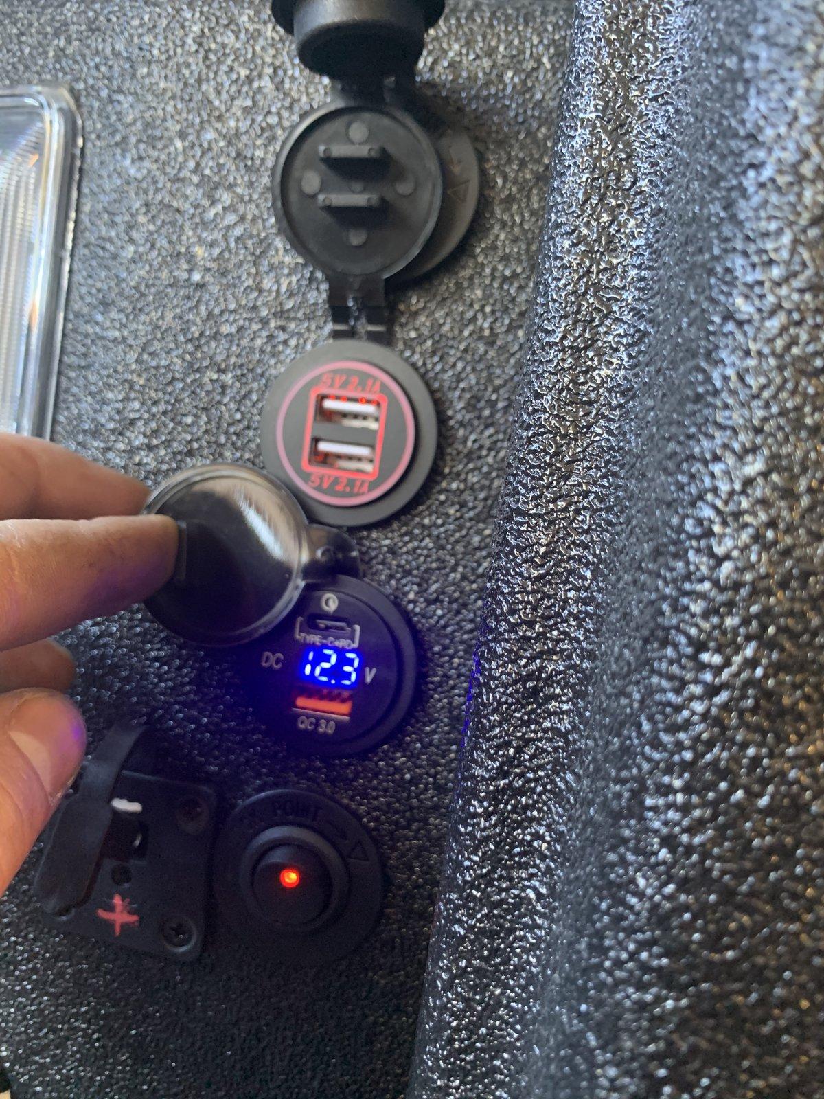 Jeep Gladiator Do you think this will work? BED POWER! B76C8866-81B4-4644-BEBA-7239FF9A2BFA