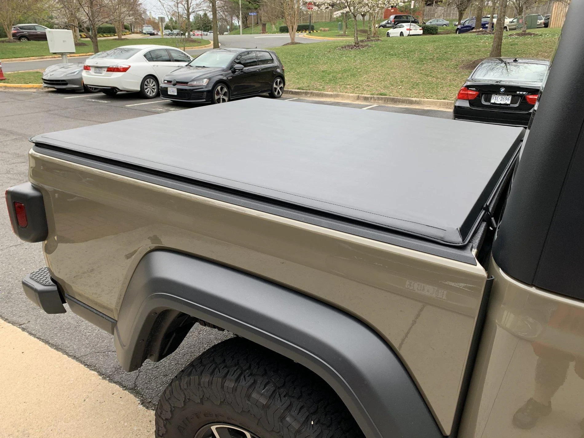 Jeep Gladiator Bed cover on the cheap! (From Chevy Colorado) 83E4CC3C-6DED-431F-BC69-859E93D9810D