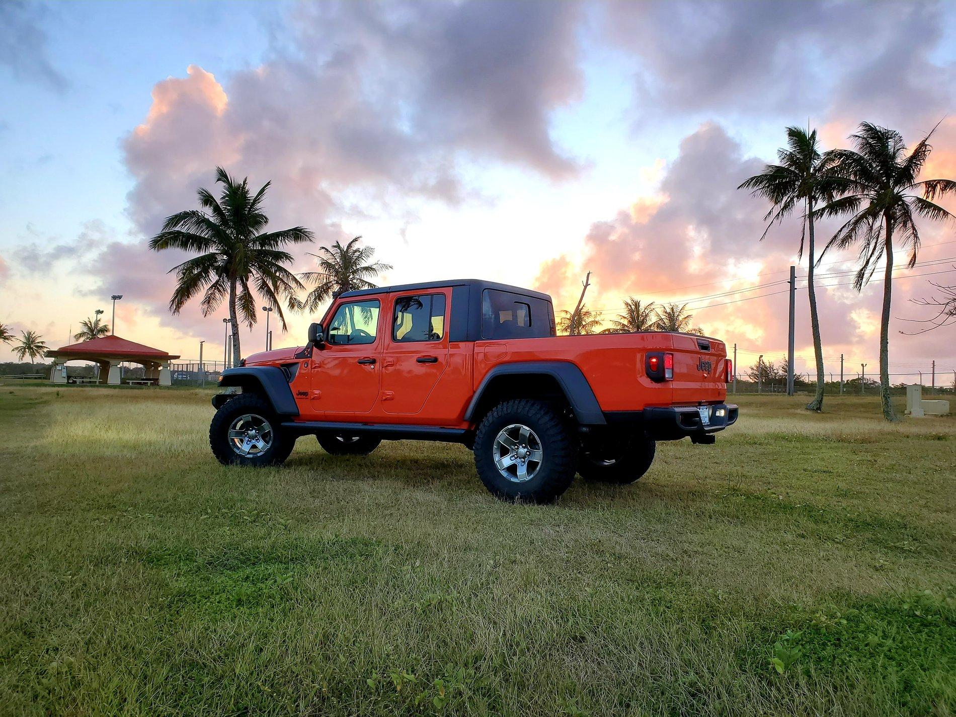 Jeep Gladiator SPORTICON a Sport S built for the Rubicon trail 20200406_192858