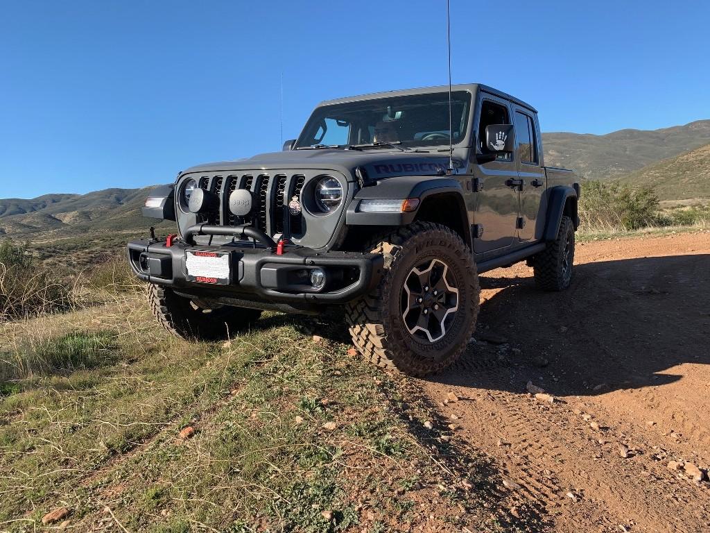 Jeep Gladiator Show me your front bumpers!! 2DgnH1