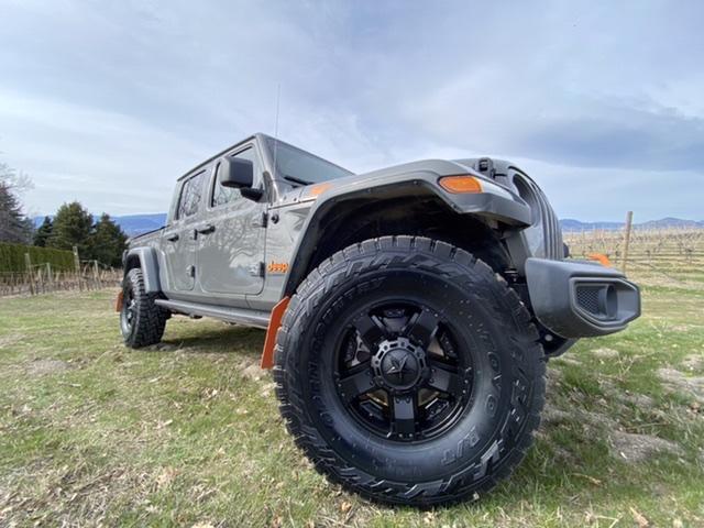 Jeep Gladiator 37’s with no lift! C060401C-075A-4B2A-8E41-8EDD9DC74F5C