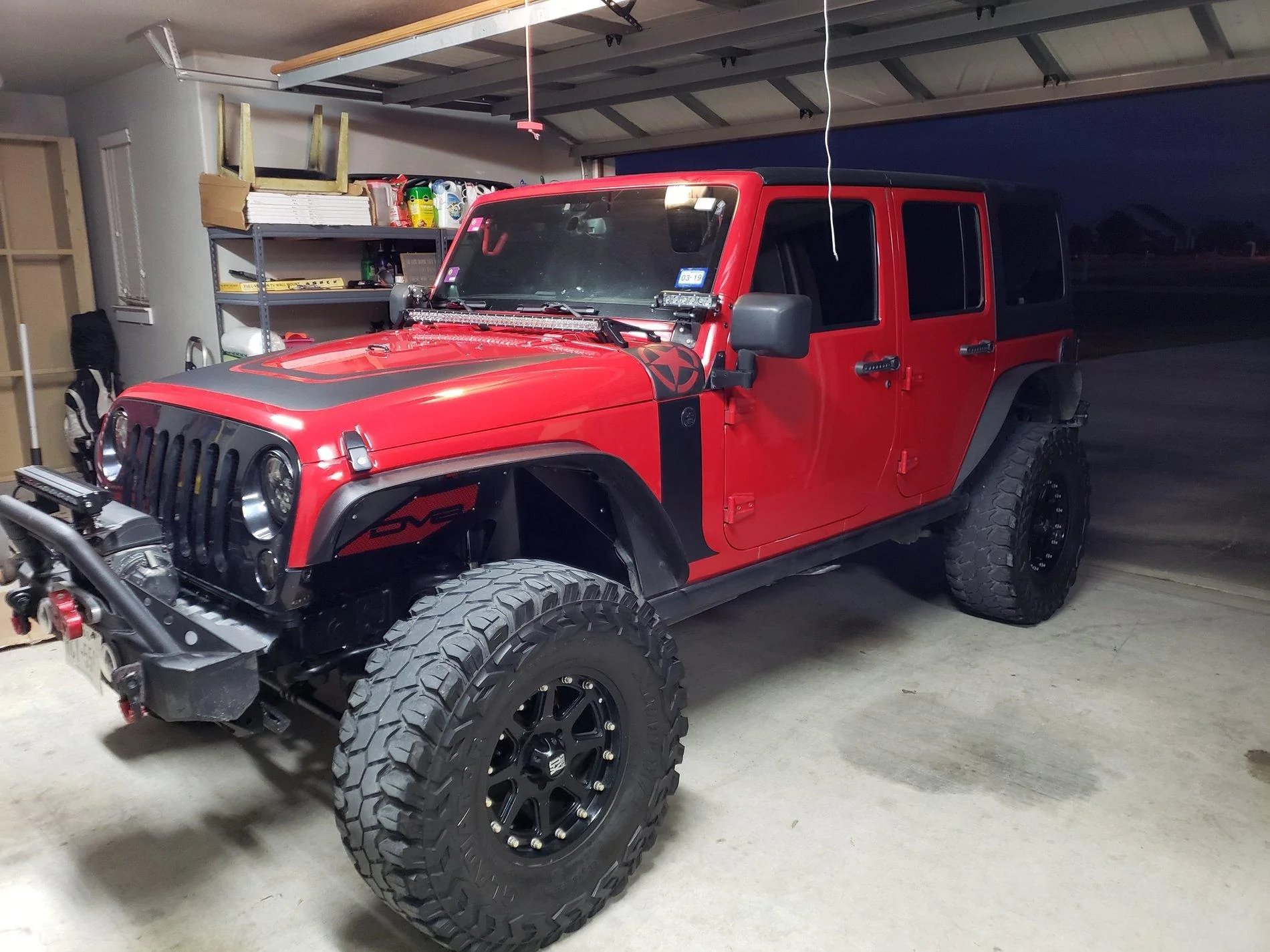 Jeep Gladiator 37” spare tire - list of tires that fit under the bed 20190303_184116