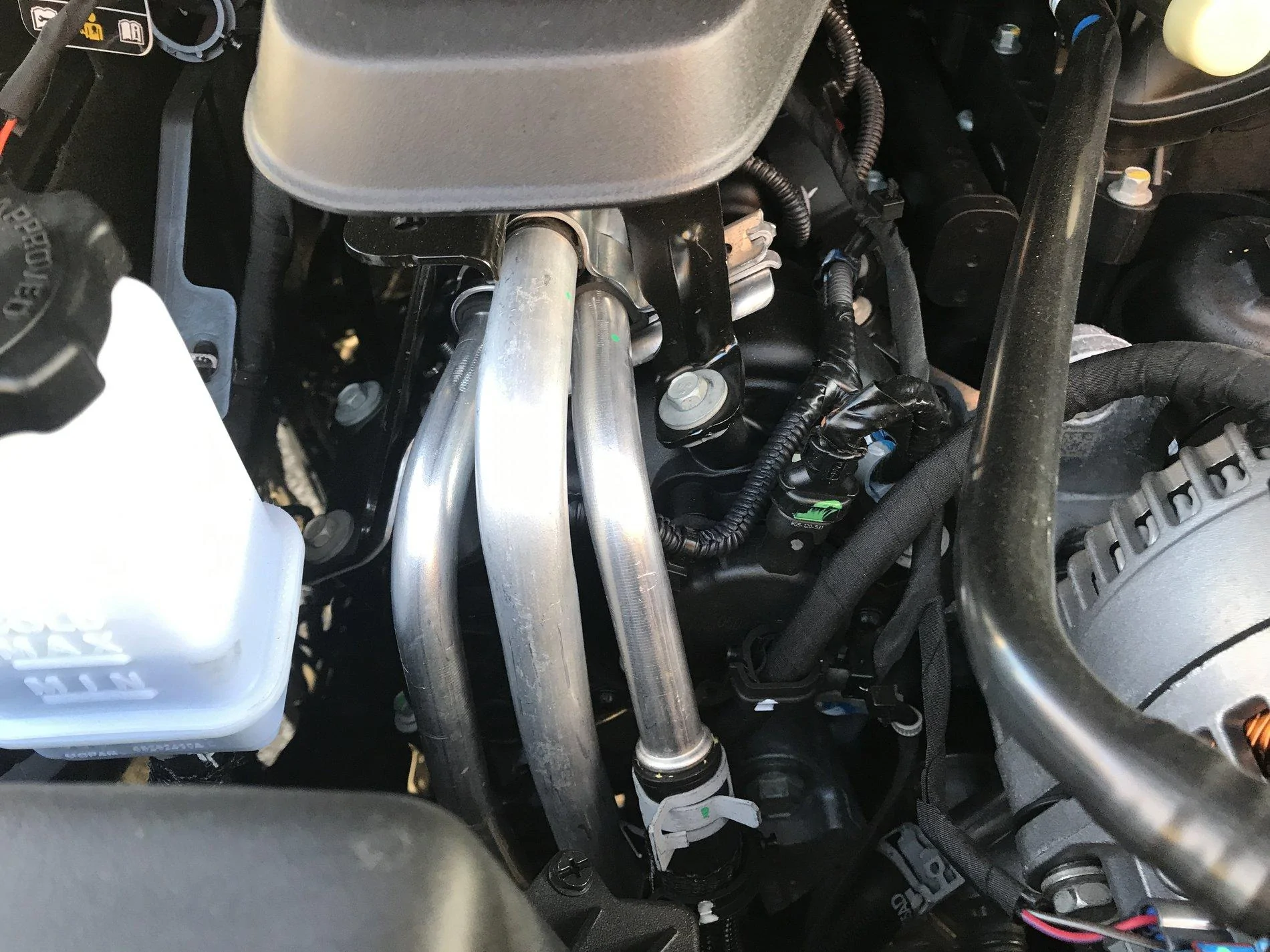 Jeep Gladiator Sport S Max Two - 1,200 and 11,000 miles pictures IMG_7202