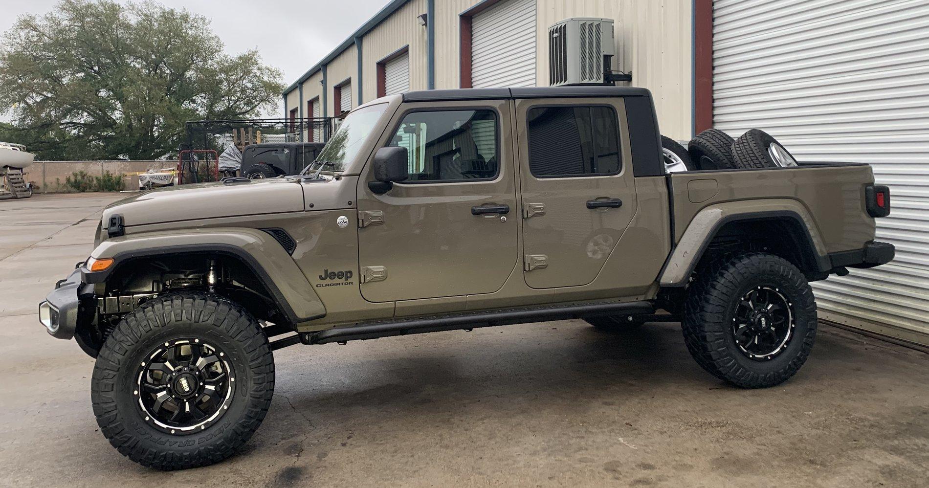 Jeep Gladiator Evo 2.5" Lift (True Height) IMG_2419 (006)