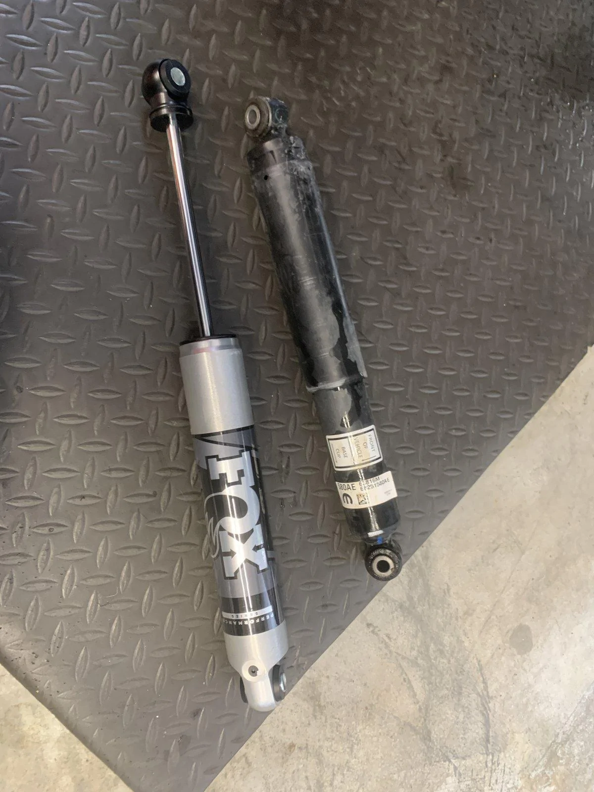 Jeep Gladiator Just Installed the Fox Steering Stabilizer. All I can say is WOW! IMG_5841