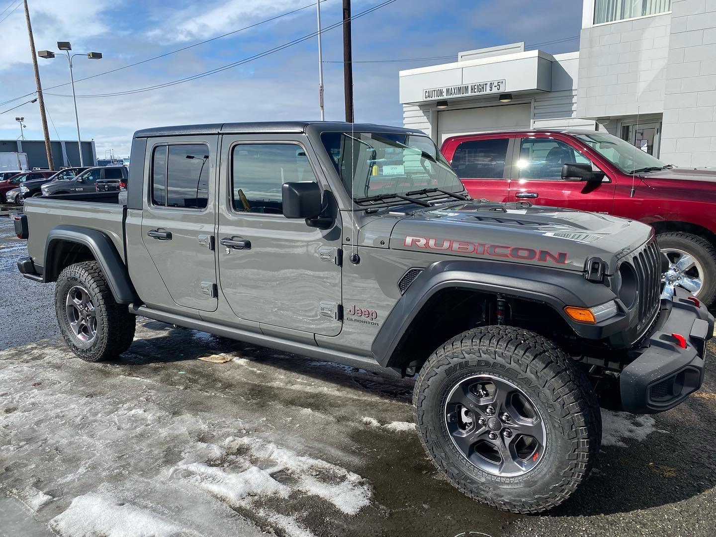 Jeep Gladiator Stock4Ever’s Build EDA51699-CEA2-4A01-9445-4CBC119CEF27