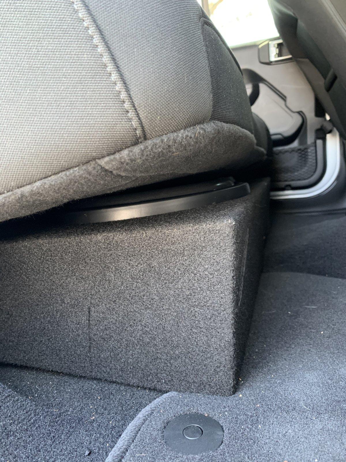 Jeep Gladiator Underseat 10in subwoofer box $150 B186B662-96CE-4599-A431-FEDBB3D2E1E8