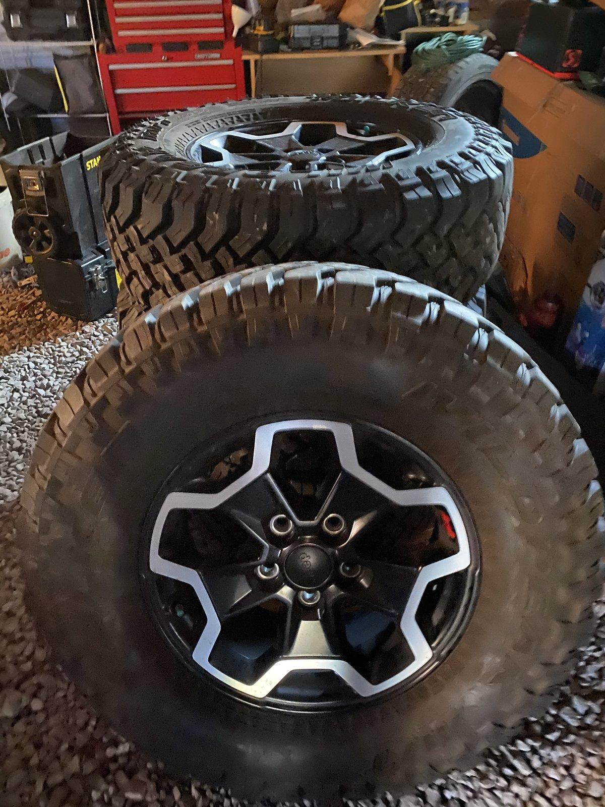 Jeep Gladiator 5 Rubicon Takeoff Falcon Wildpeaks MT, NO TPMS $1000 74045B84-F0B9-4A24-9AF0-E7EA6C4F7710
