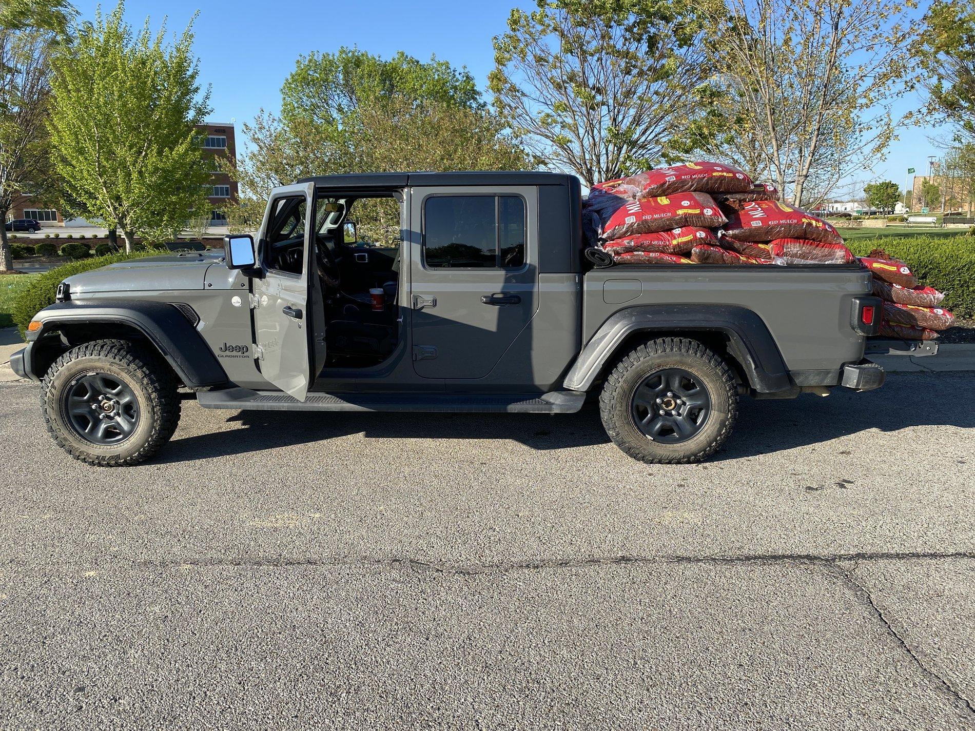Jeep Gladiator Post your payload pics! B2755FA6-1F0F-4587-942D-C7EDC798208A