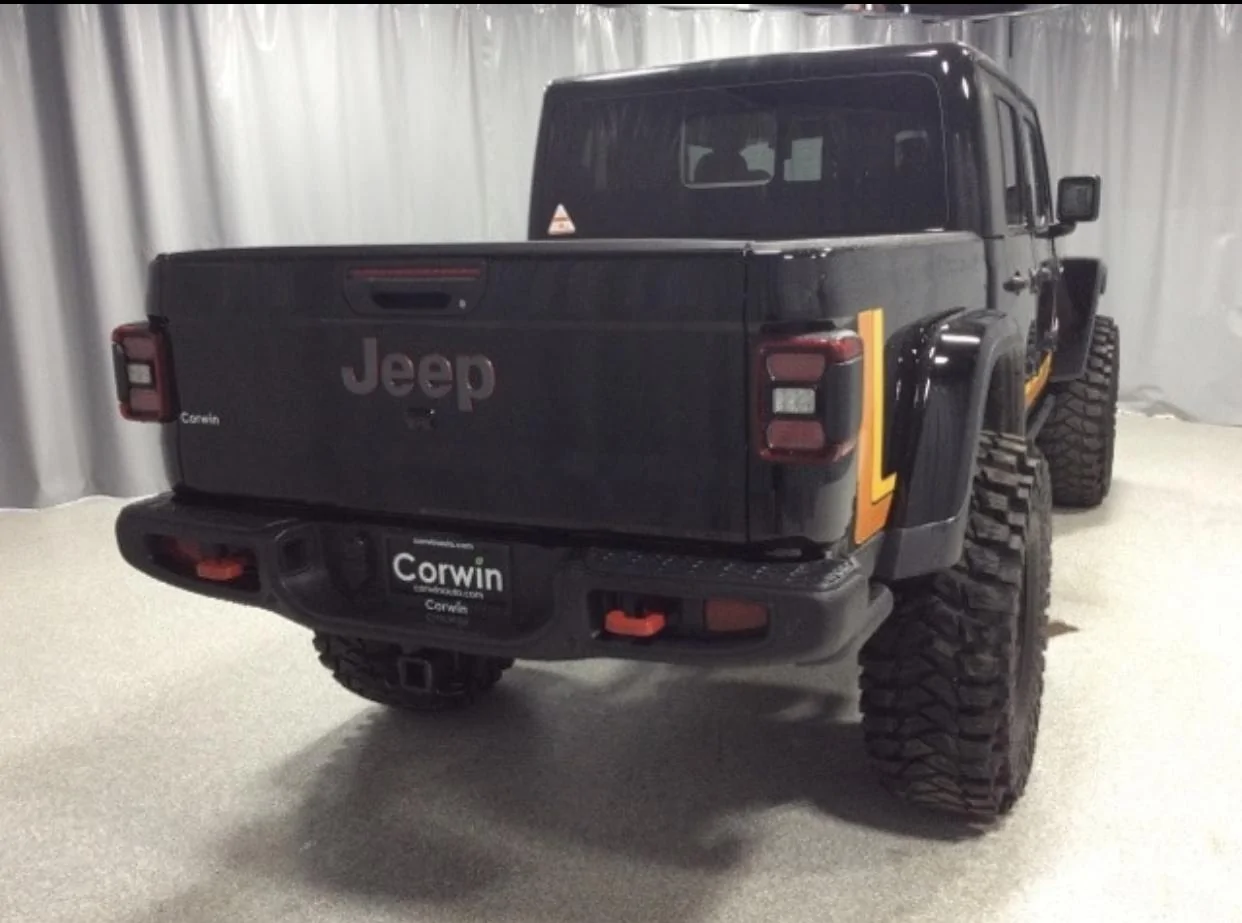 Jeep Gladiator 'Retro' Graphics Option? 6D60B87F-0A28-4EC2-BECE-FA9FE5227E02