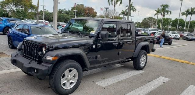 Jeep Gladiator Hello from Miami, Florida. This is my Jeep gladiator bought on 3/30/2020 2EF5D968-CADD-4693-B38D-4B96F9ACB416