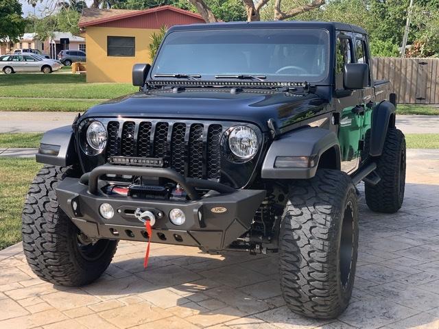 Jeep Gladiator Hello from Miami, Florida. This is my Jeep gladiator bought on 3/30/2020 0D05D8EF-72D2-46BF-8FF2-D936EFC94BAB