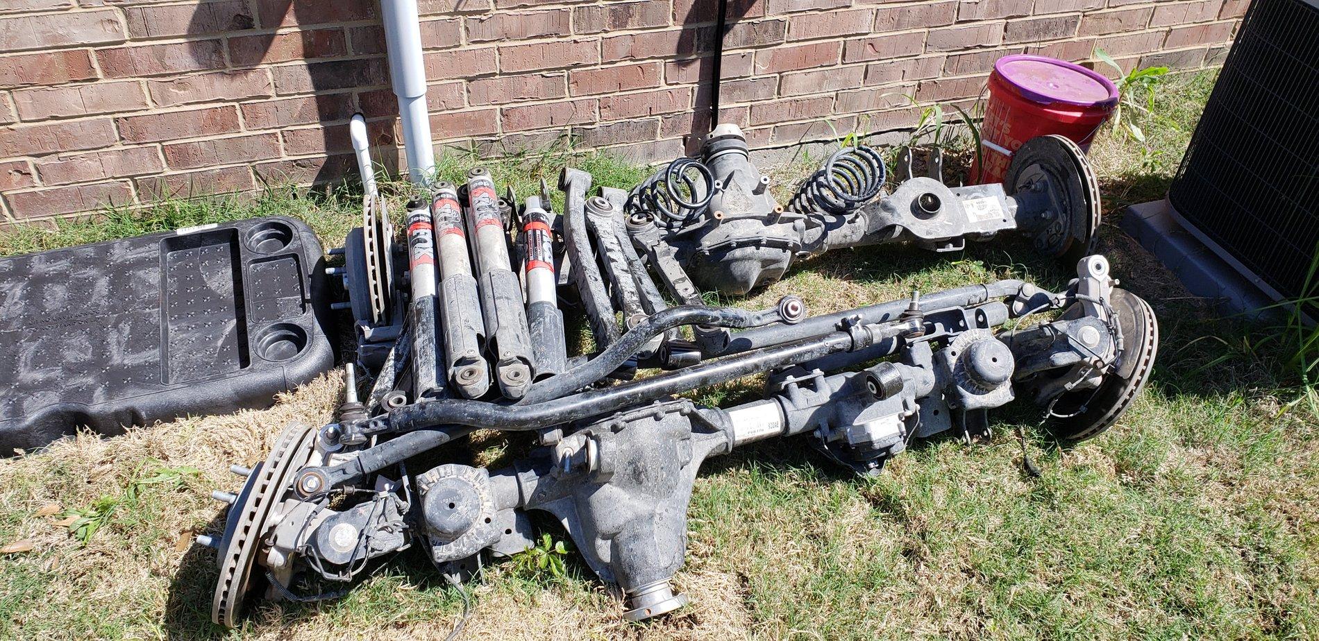 Jeep Gladiator Gladiator sport S axles $2500 20200325_150543