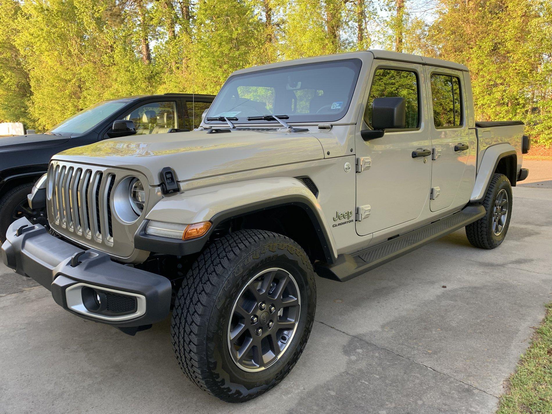 Jeep Gladiator Trying to finalize Overland deal C5DE1C64-95B7-40BE-BAEF-53E23FD90C30