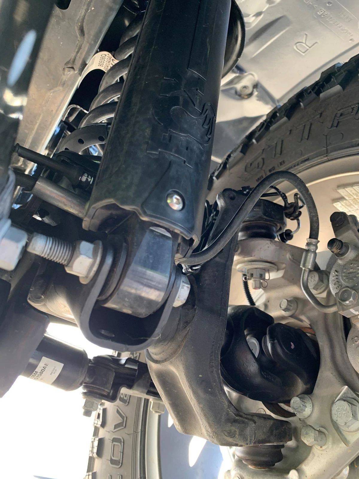 Jeep Gladiator Need lift advice, truck rides like a wagon bottom of shock