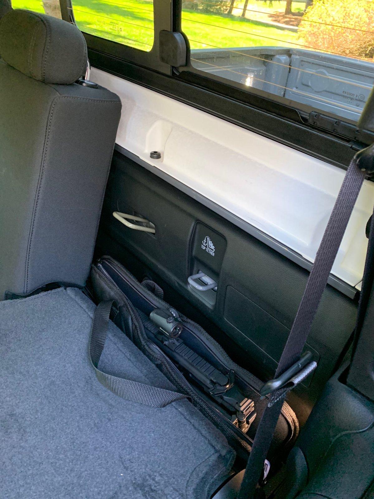 Jeep Gladiator Anybody hoping for a shotgun/rifle storage img_5839-