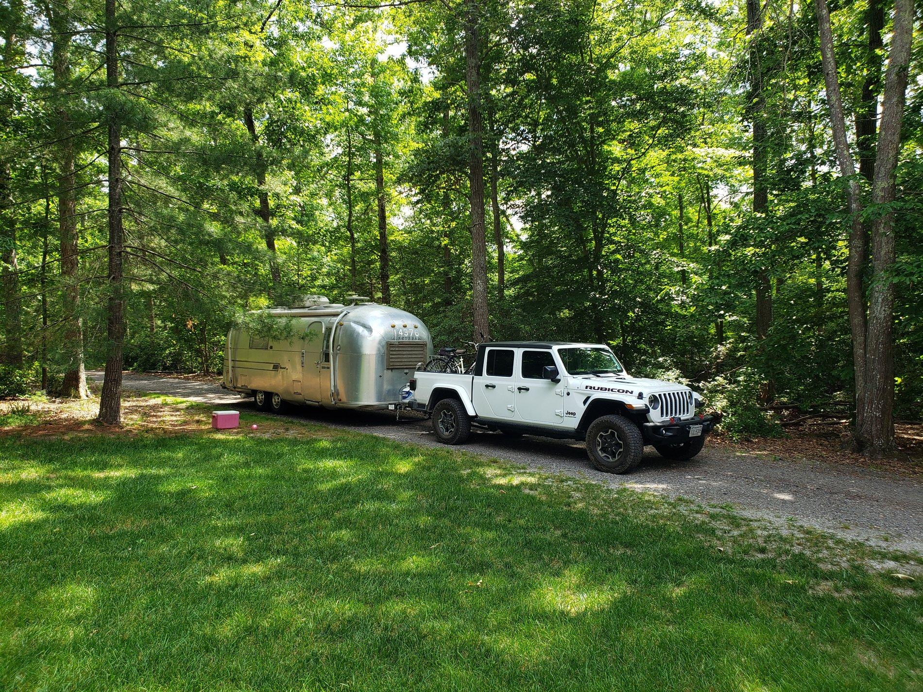 Jeep Gladiator Towing Airstream 20190527_151038