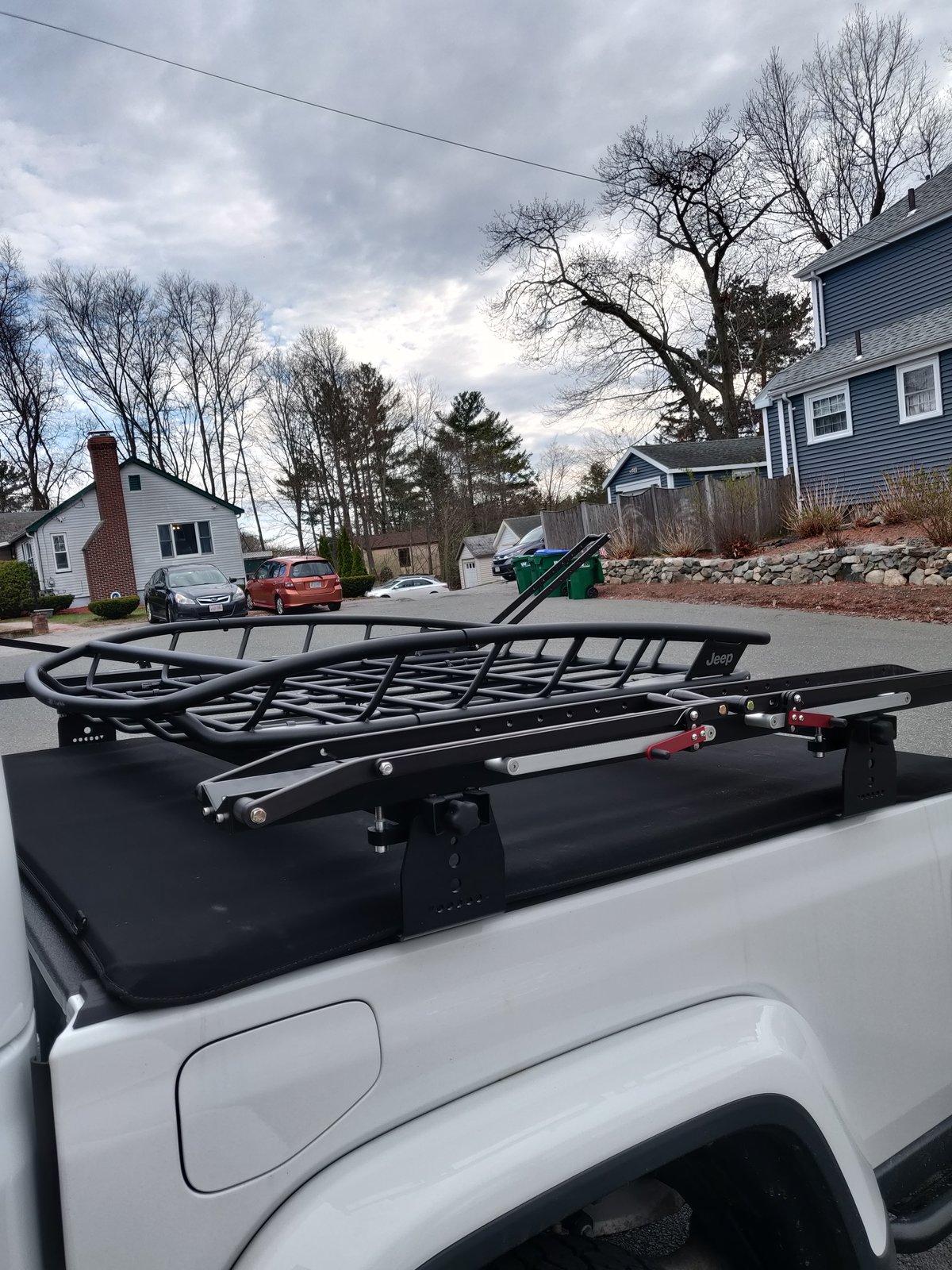 Jeep Gladiator Voodoo Cross Bars 1UP Bike Rack and Yamika Ski Rack IMG_20200414_163133
