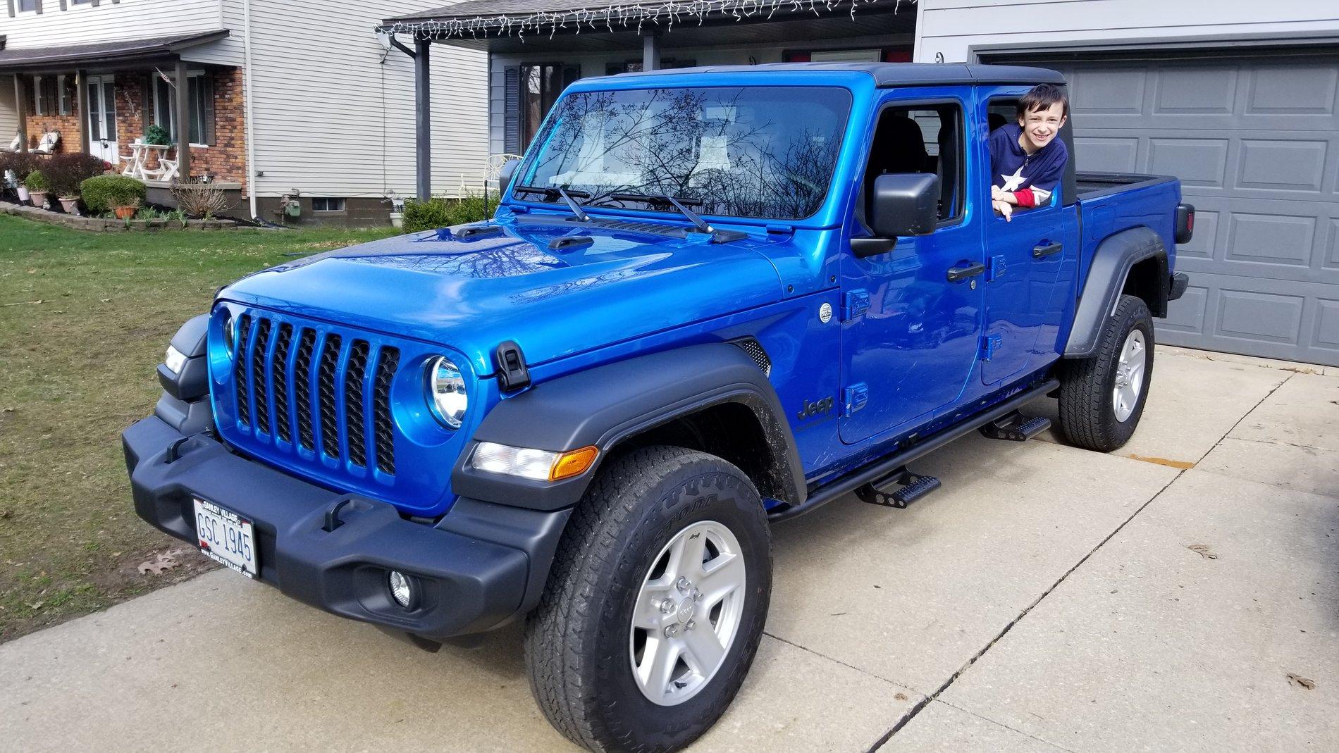 Jeep Gladiator Took Delivery of Your JT? Sign in Here! 20200409_165456