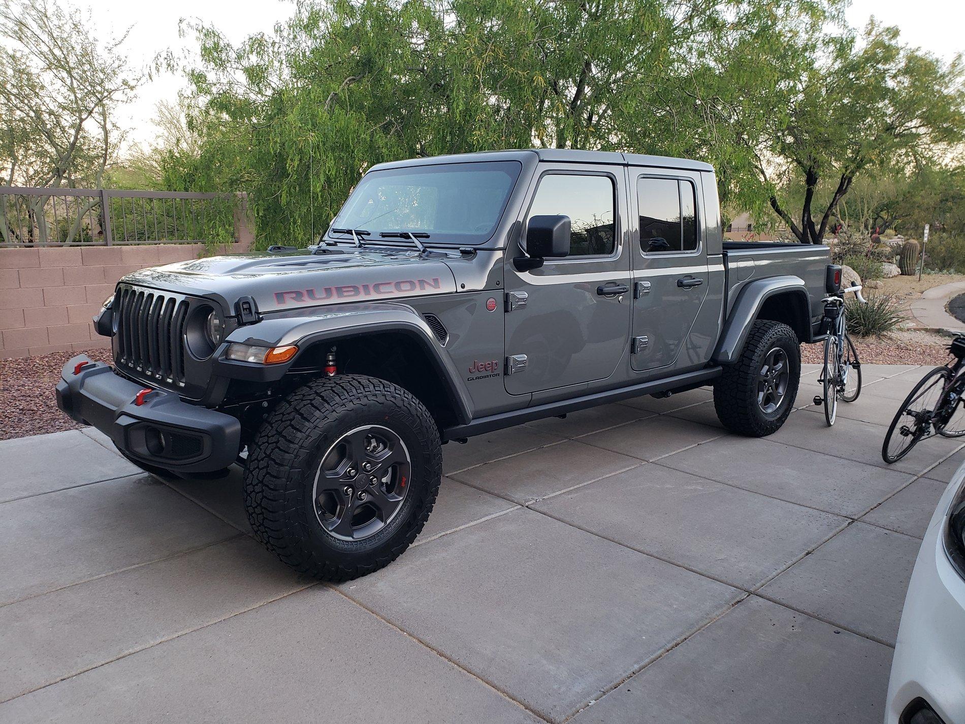 Jeep Gladiator STING GRAY Gladiator JT Club 20200415_060339