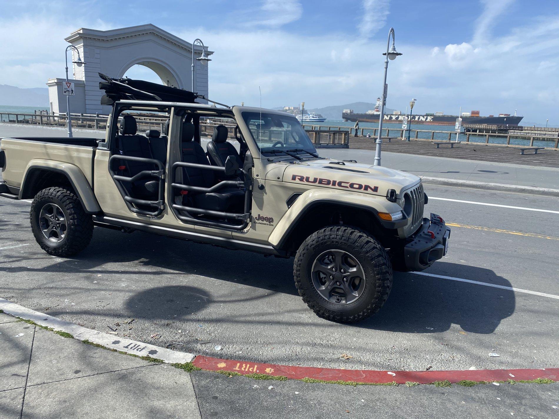 Jeep Gladiator GOBI Gladiator JT Club 3D7DB42E-A7E0-4B91-889E-4303E840B6FC