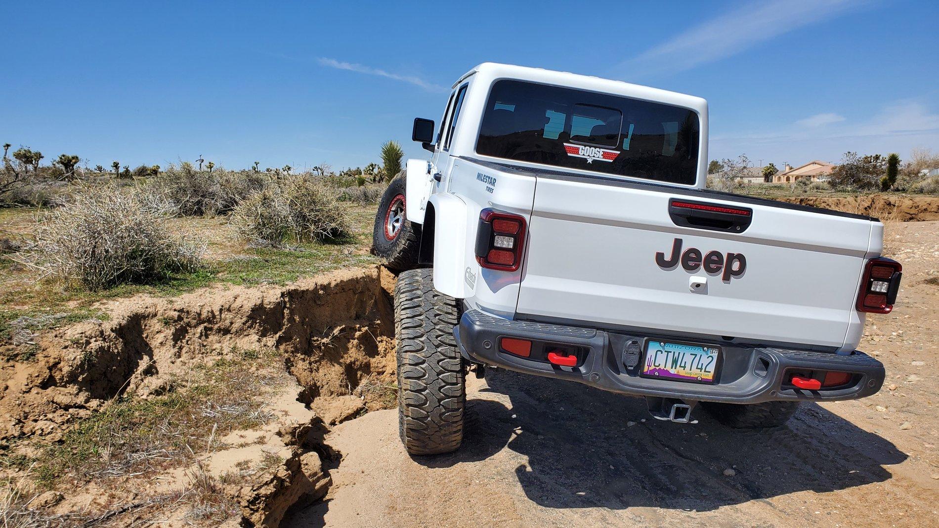 Jeep Gladiator Gladiator Flex pictures 20200328_123835