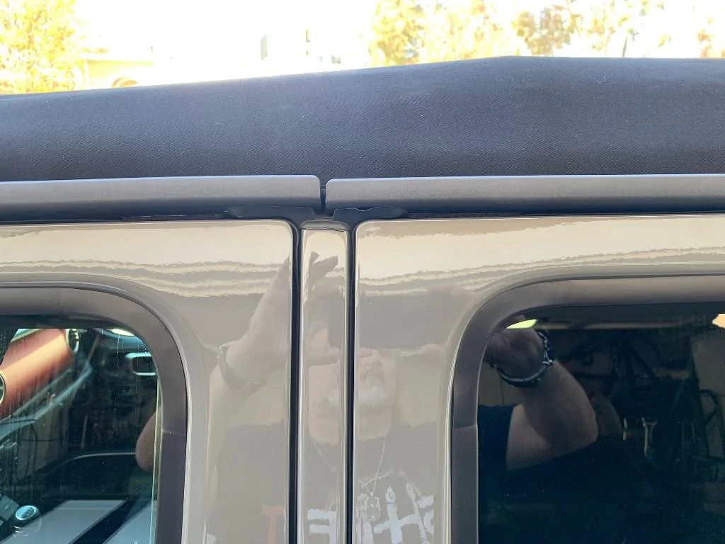 Jeep Gladiator Adjusting softtop? sw6Hmc