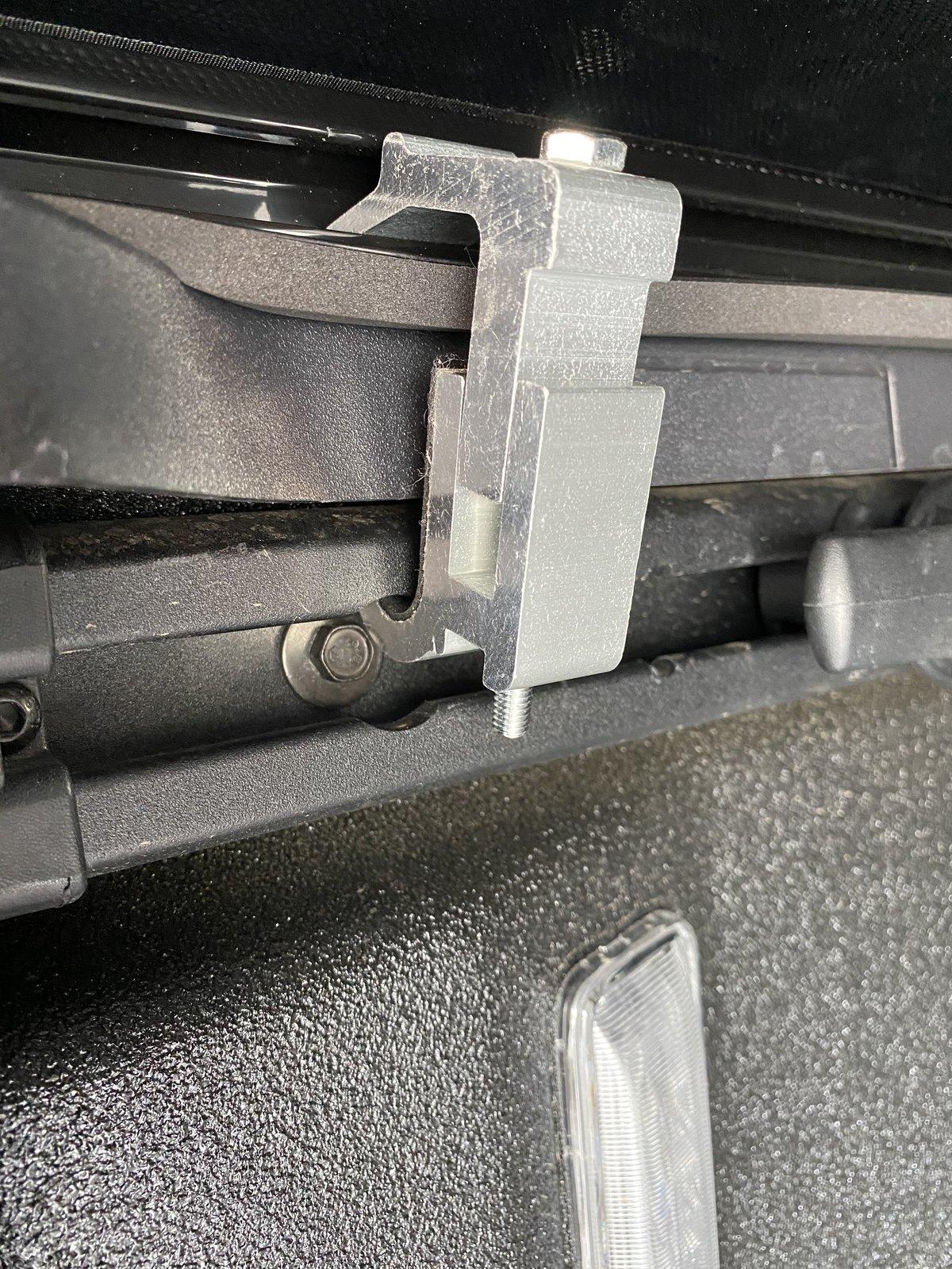 Jeep Gladiator Bed cover on the cheap! (From Chevy Colorado) 93E2F82A-76E1-4968-811C-97A4C174661D