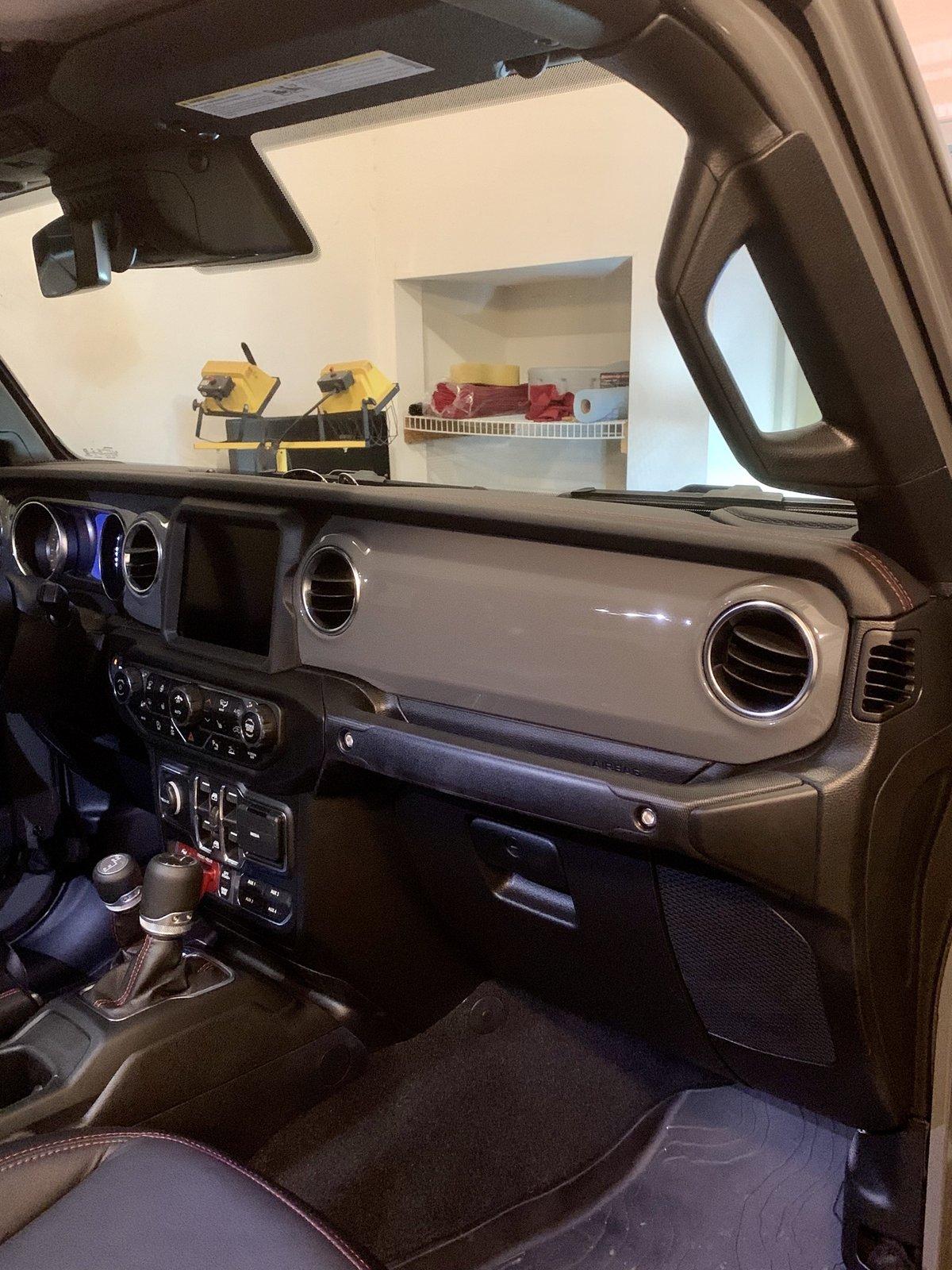 Jeep Gladiator Rubicon Dash Wrap? F0B833EF-2E9F-49A1-8516-37A1499B76C6