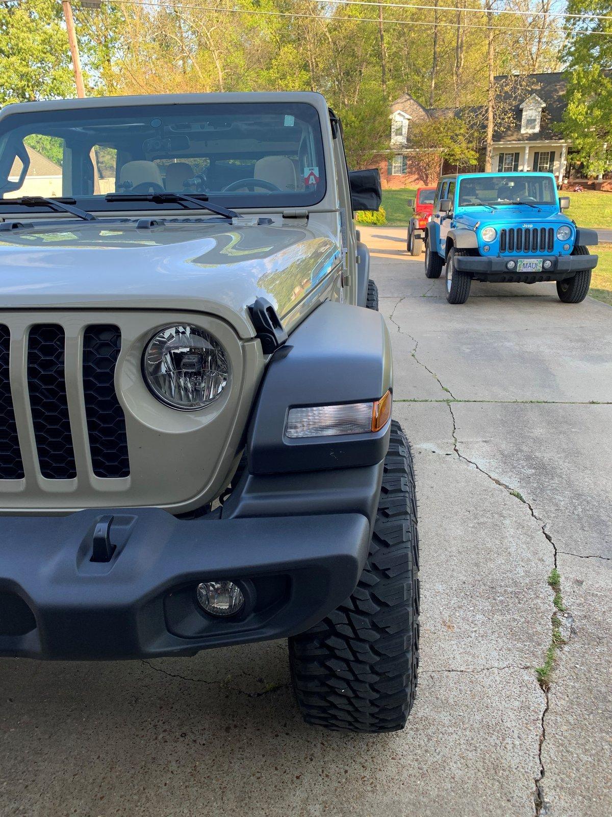 Jeep Gladiator Roof Top Tent. Should I or Shouldn't I... 6