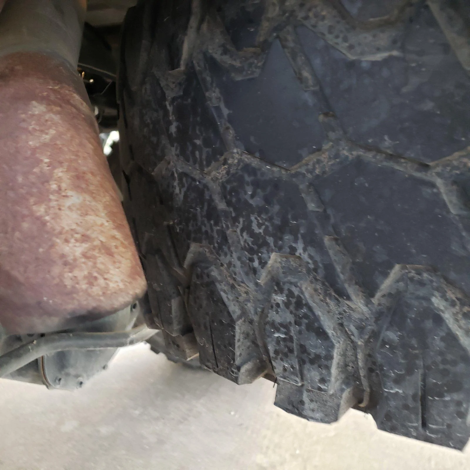 Jeep Gladiator 37” spare tire - list of tires that fit under the bed 20200417_192556