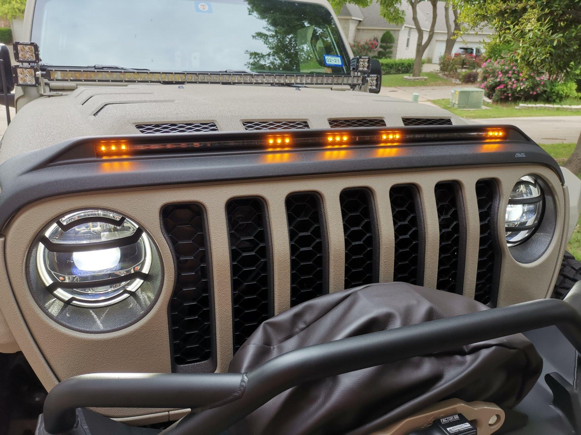 Jeep Gladiator bug deflector 9D768354-C8AB-4F4D-A5B2-5C2160BB3BDB
