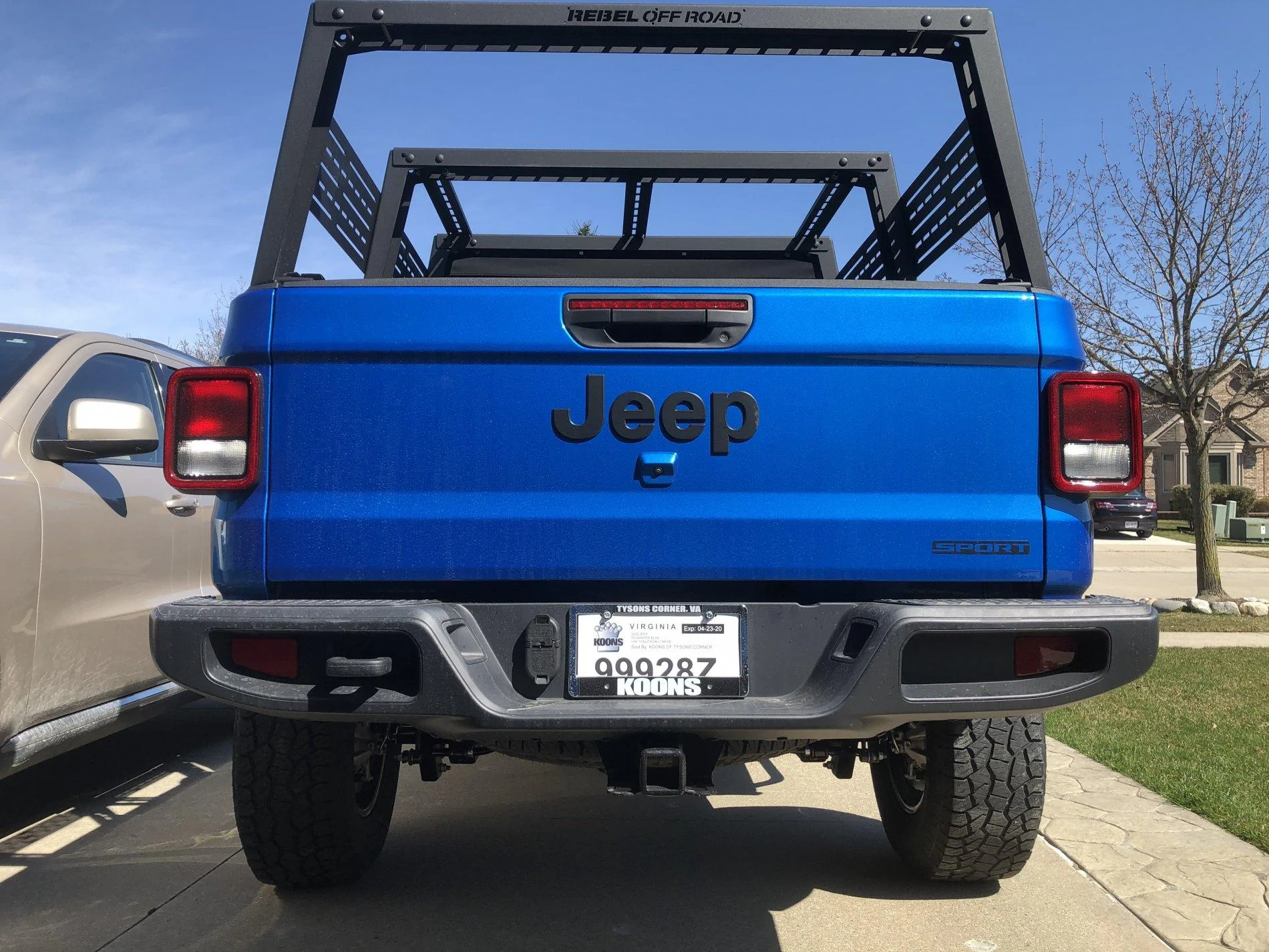 Jeep Gladiator Tops! Canopy / covers / toppers / racks possibilities for Gladiator - Show me! Bed Rack rear