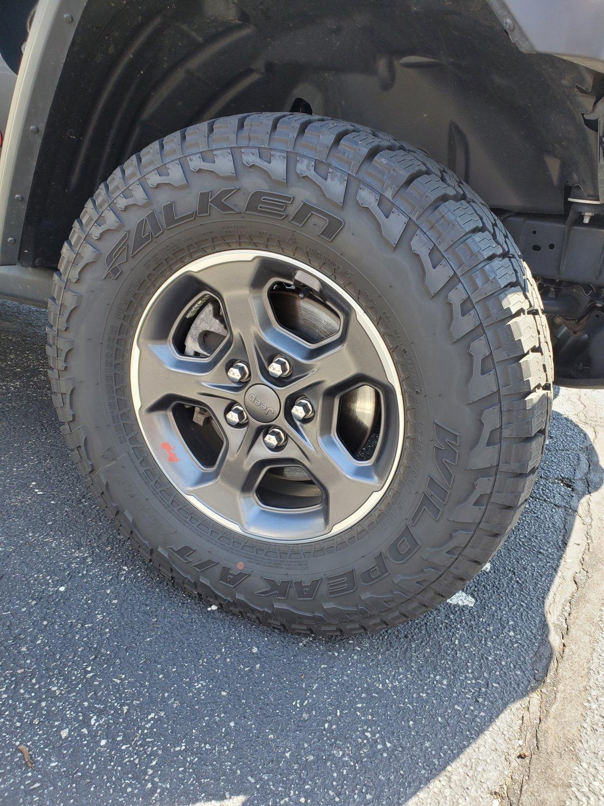 Jeep Gladiator Rubicon Wheels + AT tires + spare 20200419_143749