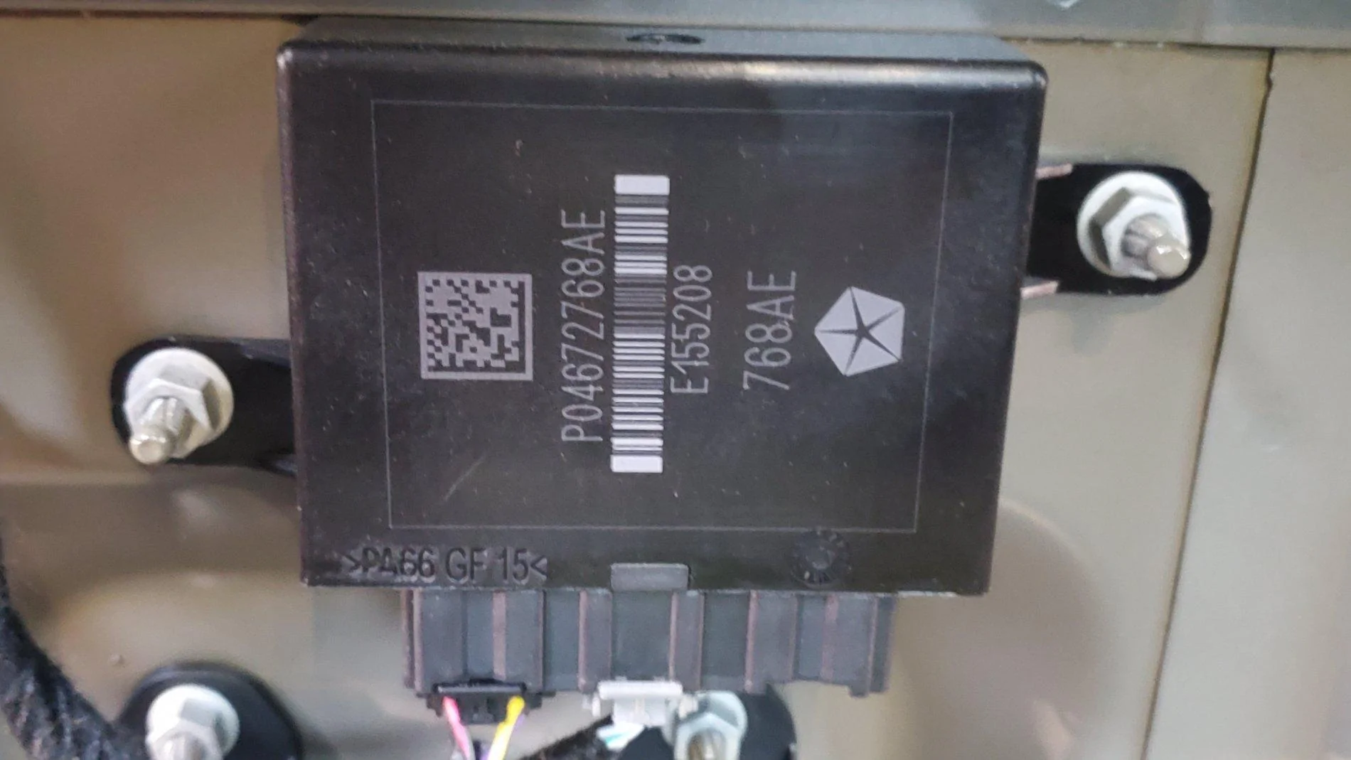 Jeep Gladiator Factory trail camera install? 20200419_110257