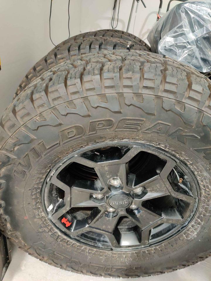 Jeep Gladiator Gladiator Launch Edition Wheels and Tires - $1200 94149192_10163307960340366_6711288739651387392_o