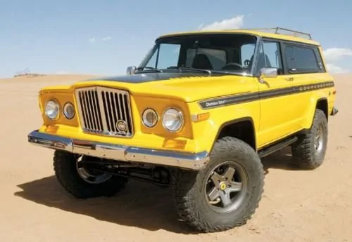 Jeep Gladiator Old Jeep truck with new Jeep truck 2b9fe26e3a9b35b589395812684427d4