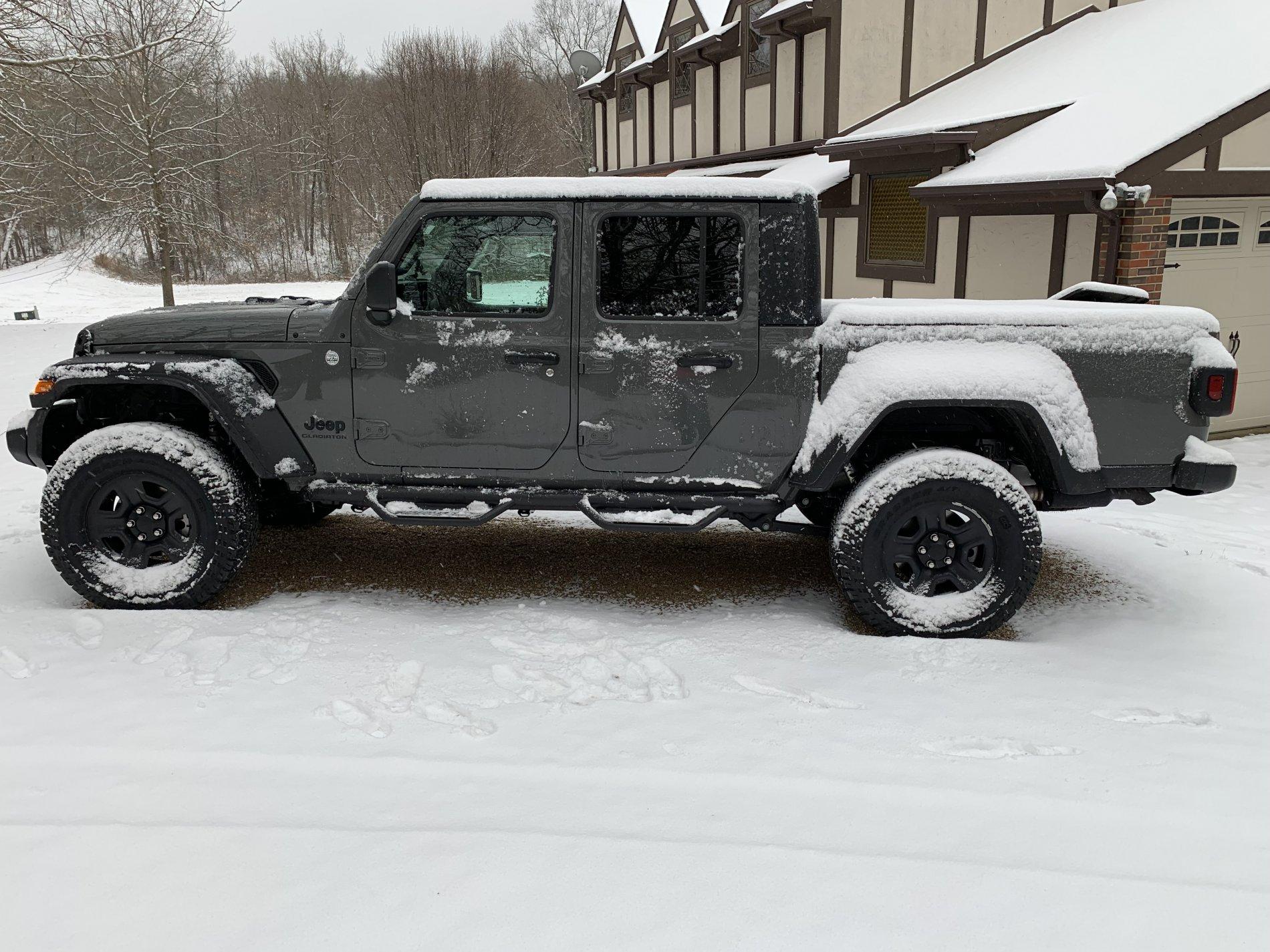 Jeep Gladiator Base Sport Max Tow no longer available IMG_9625.JPG
