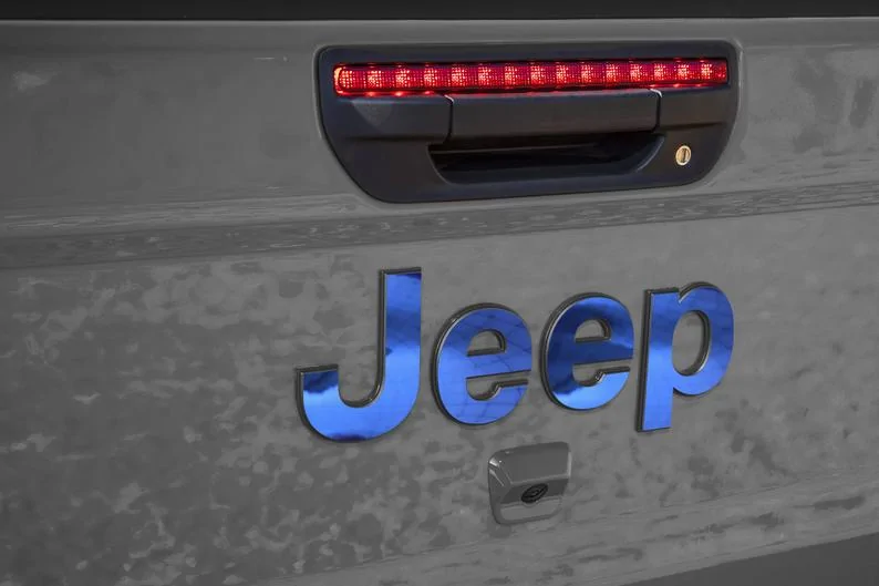 Jeep Gladiator HYDRO BLUE PEARL Gladiator JT Club 0920C727-60E4-44FE-B858-552C193AE7A7