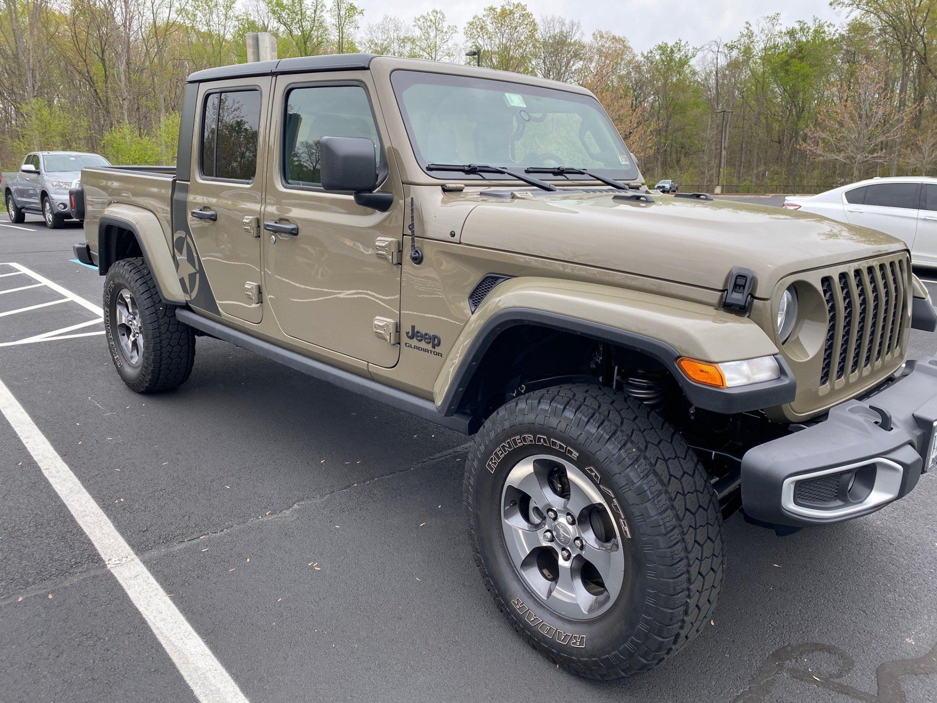 Jeep Gladiator GATOR Gladiator JT Club Lift and Rims