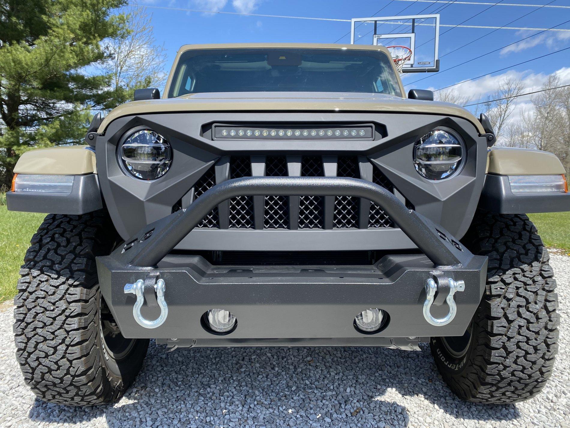 Jeep Gladiator New AM Offroad grille. C8ABE586-1C1F-48FB-9E22-A29FA1C95388