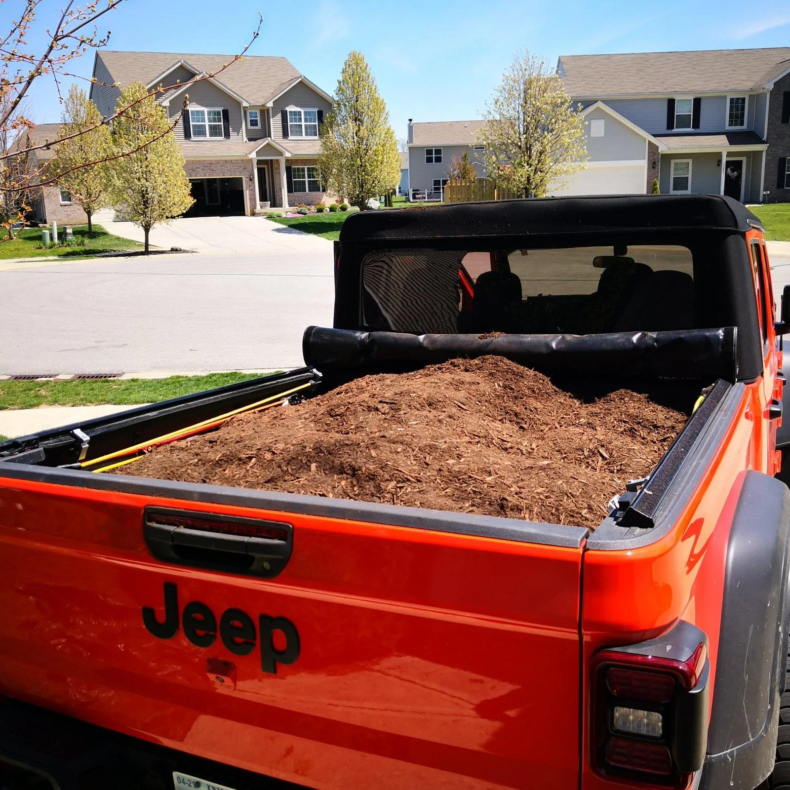 Jeep Gladiator Yard Work IMG_20200421_133506