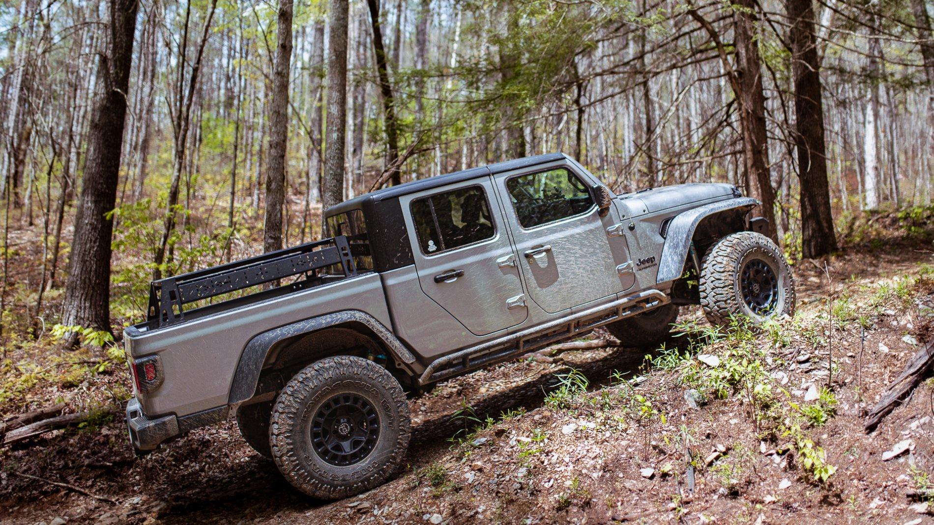 Jeep Gladiator JCR Half Rack - Chattanooga DSC_5559