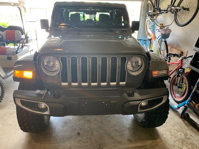 Jeep Gladiator LED Bulb Replacement - IT WORKS! IMG_2297