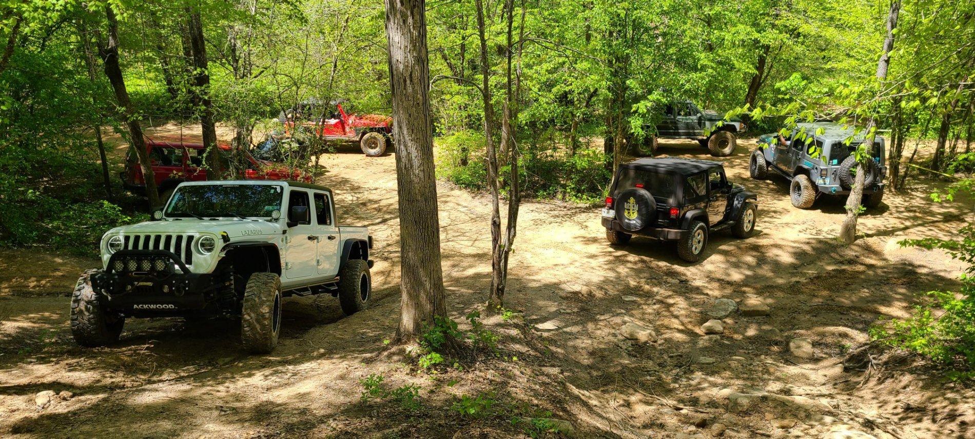 Jeep Gladiator Tough Time Deciding What Truck 93851434_2939274499520128_5221509131793334272_o