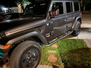 Jeep Gladiator Gladiator Rubicon 17” vs 2002 Ram 955DBD21-5981-4C7D-A65F-473E4E7573BE
