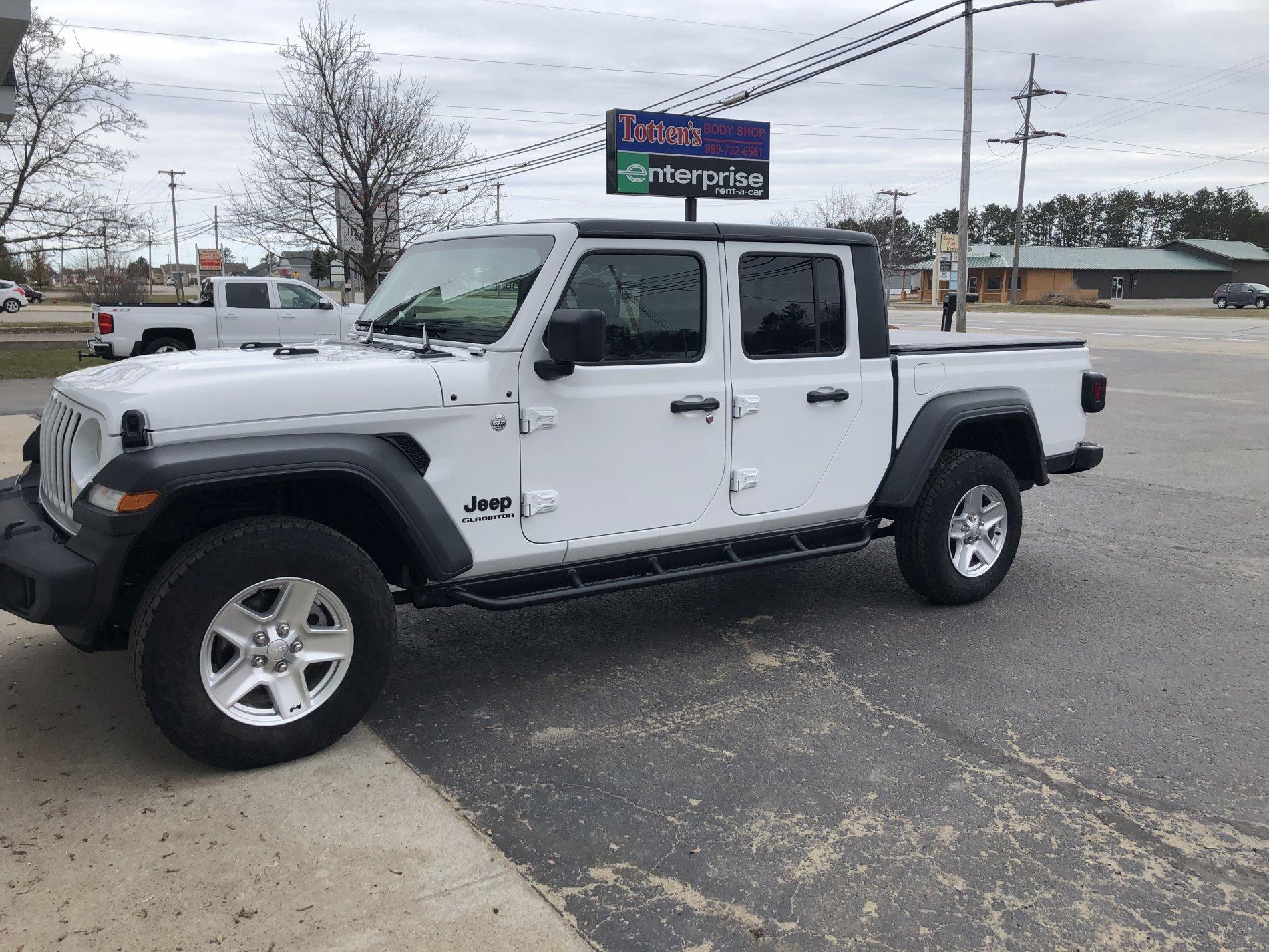 Jeep Gladiator Time for a new Gladiator! Crash, bam, boom 2020-04-22 16.35.46