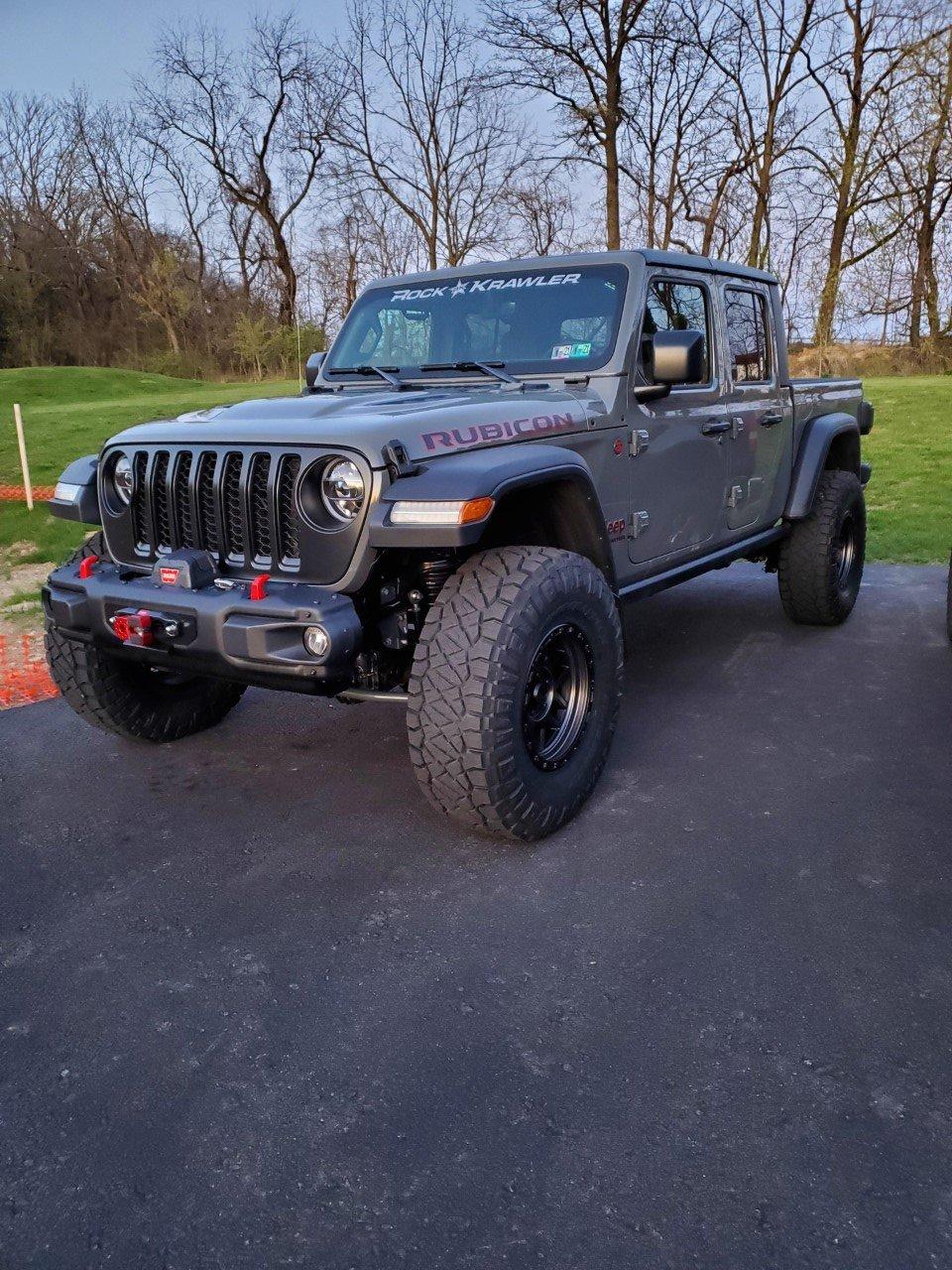 Jeep Gladiator Harold's Sting Gray JTR Build tires2
