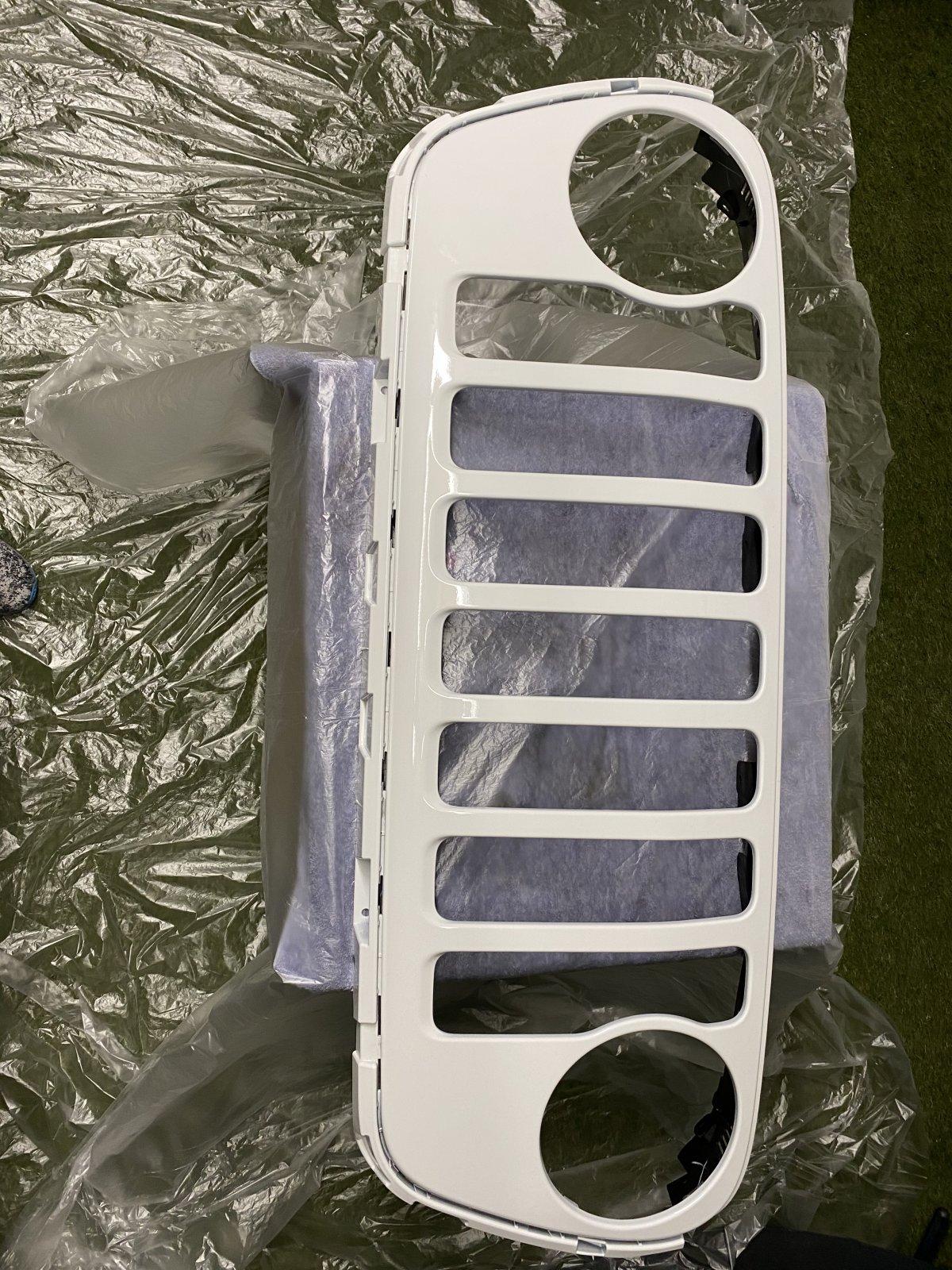 Jeep Gladiator Paint your stock grill vs. buying new one? 98D3CDD6-A130-4E9D-9BF7-92589D8B034D